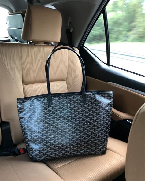 goyard artois navy|Artois GM Bag .